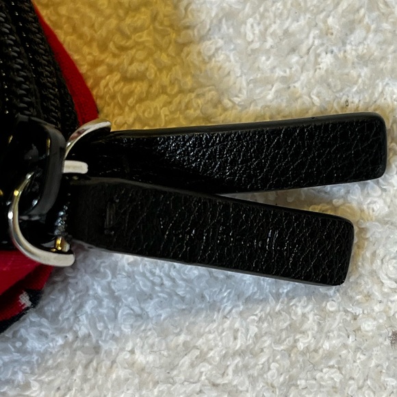 🐧 Vera Bradley Penguin Print RFID Crossbody Wallet 🎒 - Picture 6 of 7